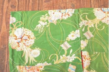 大正〜昭和初期　花柄　錦紗縮緬着物(正絹、古布)(R-052318)