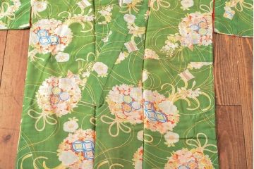 大正〜昭和初期　花柄　錦紗縮緬着物(正絹、古布)(R-052318)