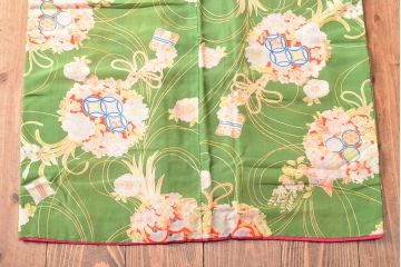 大正〜昭和初期　花柄　錦紗縮緬着物(正絹、古布)(R-052318)