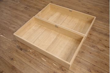 中古　国産　手造り　衣類収納がたっぷりとできる加茂総桐箪笥(胴丸、総桐たんす、洋服タンス、ワードローブ、桐タンス)(R-052328)