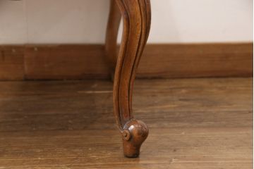 中古美品　DREXEL HERITAGE(ドレクセルヘリテイジ)　Touraine(ツーレイン)　マホガニー材　気品ある佇まいが美しいサイドテーブル(ナイトテーブル、エンドテーブル、サイドチェスト)(R-052329)