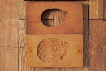 昭和レトロ　古い菓子型7点(鯛、海老、鶴、亀、筍)(R-052333)