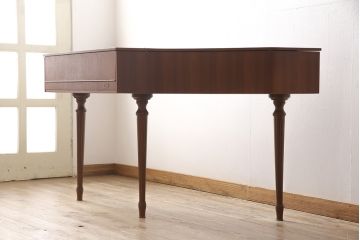 和製ビンテージ　希少　東海楽器チェンバロ　TOKAI PIANO(トーカイピアノ)　ジャンク品　ディスプレイにおすすめ!北欧デザインが素朴でかわいらしいピアノ(ヴィンテージ、ディスプレイ、店舗什器)(R-052352)