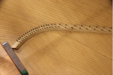 和製ビンテージ　希少　東海楽器チェンバロ　TOKAI PIANO(トーカイピアノ)　ジャンク品　ディスプレイにおすすめ!北欧デザインが素朴でかわいらしいピアノ(ヴィンテージ、ディスプレイ、店舗什器)(R-052352)