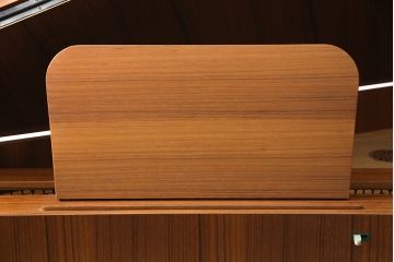 和製ビンテージ　希少　東海楽器チェンバロ　TOKAI PIANO(トーカイピアノ)　ジャンク品　ディスプレイにおすすめ!北欧デザインが素朴でかわいらしいピアノ(ヴィンテージ、ディスプレイ、店舗什器)(R-052352)
