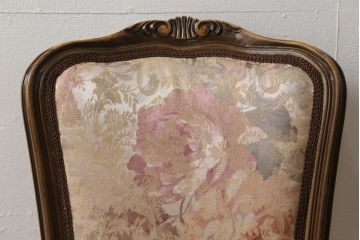 中古　カリモク家具(karimoku)　domani(ドマーニ)　Louis(ルイ)XVシリーズ　淡い色合いと凝ったデザインが気品を感じさせるダイニングチェア2脚セット(定価　2脚約34万円)(椅子)(R-052354)