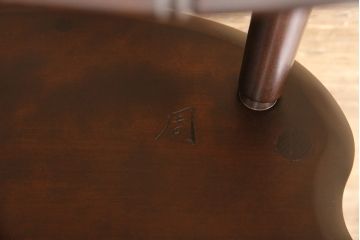 中古　美品　松本民芸家具　美しいシルエットが目を引く、#85リーチ型アームチェア(ダイニングチェア、板座チェア、椅子)(R-052355)