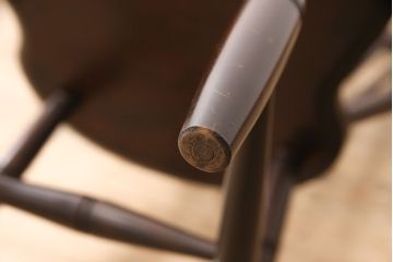 中古　美品　松本民芸家具　美しいシルエットが目を引く、#85リーチ型アームチェア(ダイニングチェア、板座チェア、椅子)(R-052355)