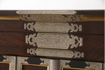 中古　展示品　未使用品　伝統工芸　50代　金仏壇「山水」　細部まで造り込まれた意匠と高級感漂う芸術品のような佇まいが魅力の長岡仏壇(定価約130万円)(R-052356)