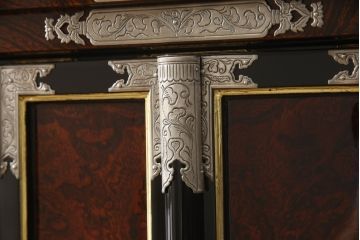 中古　展示品　未使用品　伝統工芸　50代　金仏壇「山水」　細部まで造り込まれた意匠と高級感漂う芸術品のような佇まいが魅力の長岡仏壇(定価約130万円)(R-052356)