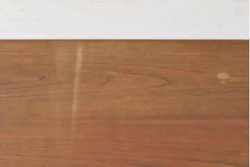 デンマークビンテージ　チーク材　シンプルかつスタイリッシュな佇まいが魅力的なエクステンションテーブル(ダイニングテーブル、食卓、作業台、ヴィンテージ、北欧)(R-052359)