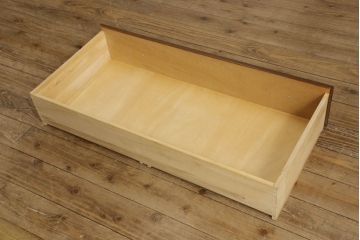中古　超美品　横浜ダニエル(daniel)　上品な佇まいが大人空間を演出してくれるワードローブ(横浜クラシック家具、洋服タンス、衣装箪笥)(R-052361)