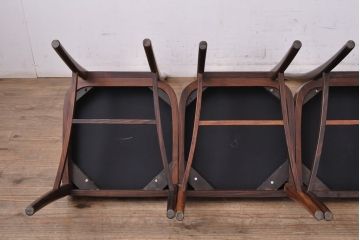 中古　デンマーク高級輸入家具　ローズウッド　高めの背もたれが印象的なチェア4脚セット(椅子、ダイニングチェア、北欧)(定価 4脚約60万円、北欧)(R-052362)