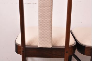 中古　デンマーク高級輸入家具　ローズウッド　高めの背もたれが印象的なチェア4脚セット(椅子、ダイニングチェア、北欧)(定価　4脚約60万円、北欧)(R-052363)