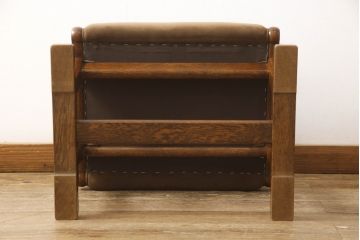 中古　カントリーハウス(秋山木工)　ナラ材　丸みのあるデザインがかわいらしいスツール(チェア、椅子)(R-052366)