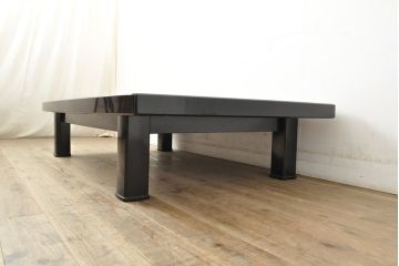 中古　美品　輪島塗り　一風変わった形の天板が魅力的な座卓(ローテーブル、センターテーブル)(R-052367)