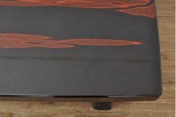 中古　美品　輪島塗り　一風変わった形の天板が魅力的な座卓(ローテーブル、センターテーブル)(R-052367)