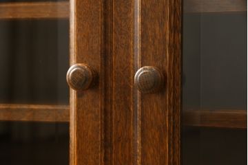 中古美品　カントリーハウス　秋山木工　シンプルな中にもつくりの良さが伺えるサイドボード(キャビネット、引き出し、リビングボード)(R-052368)
