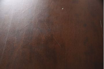 中古　美品　特注品　日光彫り　大胆に彫られた花の彫刻が目を引くキャビネット(定価約65万円)(サイドボード、収納棚、茶箪笥、茶棚)(R-052369)