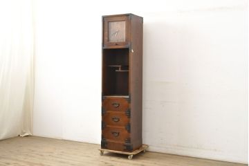中古　国産民芸家具　1台2役で使い勝手のいい時計付き縦型タンス(箪笥、チェスト)(R-052374)