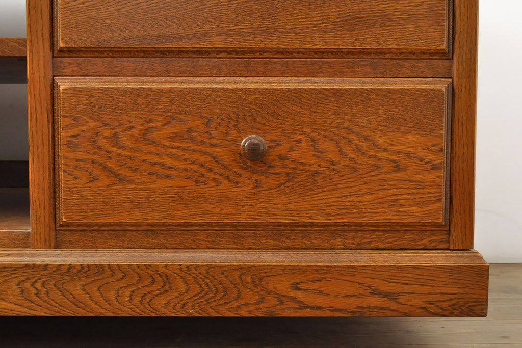 中古　三越家具(現カントリーハウス)　Brugge(ブルージュ)　美品!!　幅2500mm　特注品のコンセント付き大型テレビボード　(R-052377)