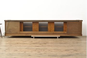 中古　三越家具(現カントリーハウス)　Brugge(ブルージュ)　美品!!　幅2500mm　特注品のコンセント付き大型テレビボード　(R-052377)