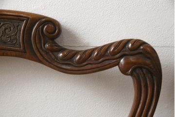 中古　超美品　イギリス高級輸入家具　MAITLAND SMITH(メートランドスミス)　細部まで凝ったデザインが美しいダイニングチェア4脚セット(定価　1脚約20万円)(椅子、イス)(R-052381)