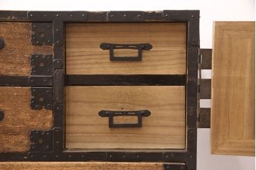 和製アンティーク　立派な金具が目を引く新潟時代箪笥ローボード(テレビ台、タンス、引き出し)(R-052388)