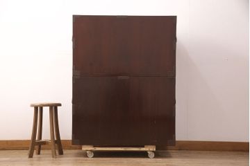 和製アンティーク　美品　前面ケヤキ材　漆塗りの綺麗な庄内箪笥(重ねタンス、衣装箪笥、引き出し)(R-052389)