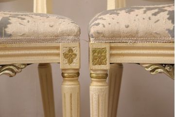 ビンテージ　イタリア高級輸入家具　ロココ調　凝った彫刻が美しいチェア5脚セット(ダイニングチェア、椅子、ヴィンテージ)(R-052394)