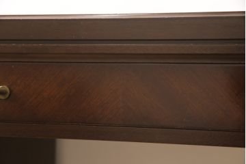 中古美品　神戸洋家具　メープル不二屋　シンプルさの中に洗練された美しさがあるレザートップデスク(机、在宅ワーク、在宅用ワークデスク)(R-052396)