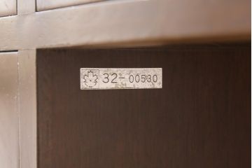 中古美品　神戸洋家具　メープル不二屋　シンプルさの中に洗練された美しさがあるレザートップデスク(机、在宅ワーク、在宅用ワークデスク)(R-052396)
