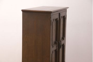 中古　美品　永田良介商店　クラシカルな佇まいが目を引くキャビネット(収納棚、下駄箱)(R-052397)