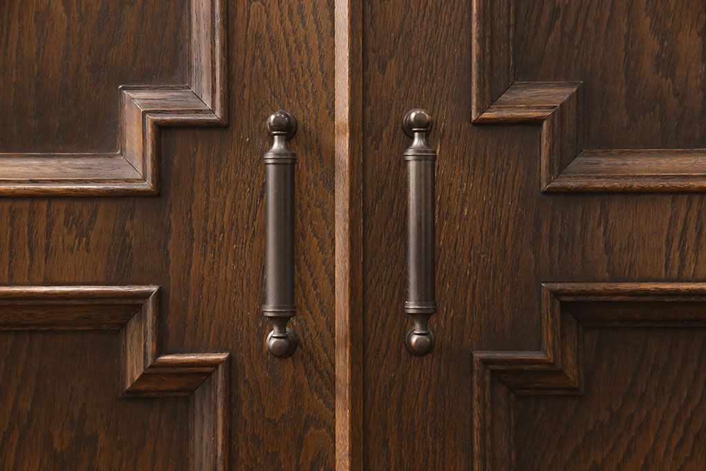 中古　美品　永田良介商店　クラシカルな佇まいが目を引くキャビネット(収納棚、下駄箱)(R-052397)