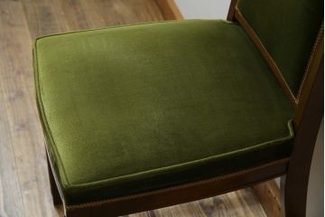 中古　神戸洋家具　メープル不二屋　シックな色合いが素敵なデスクチェア(椅子、ダイニングチェア)(R-052399)