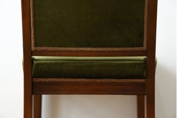 中古　神戸洋家具　メープル不二屋　シックな色合いが素敵なデスクチェア(椅子、ダイニングチェア)(R-052399)