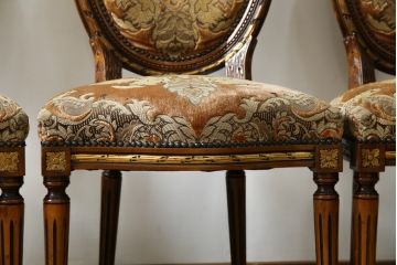 イタリアアンティーク　ロココ調のデザインが優雅なダイニングチェア4脚セット(R-052401)