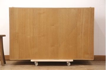 中古　美品　国産　天板・脚または台輪リメイク　素朴で温かな木肌が魅力の総桐箪笥・中段(胴丸、総桐たんす、桐タンス、ローボード、引き出し、ローチェスト)(R-052403)