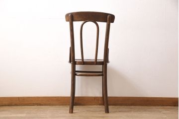 イギリスアンティーク　シンプルな中にも洗練された美しさのあるベントウッドチェア(板座チェア、椅子)(R-052408)