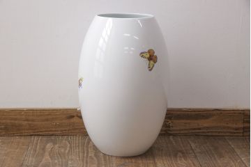 ヘレンド　ハンドペイント　花蝶文花瓶　38cm(HEREND、ハンガリー)(R-052414)