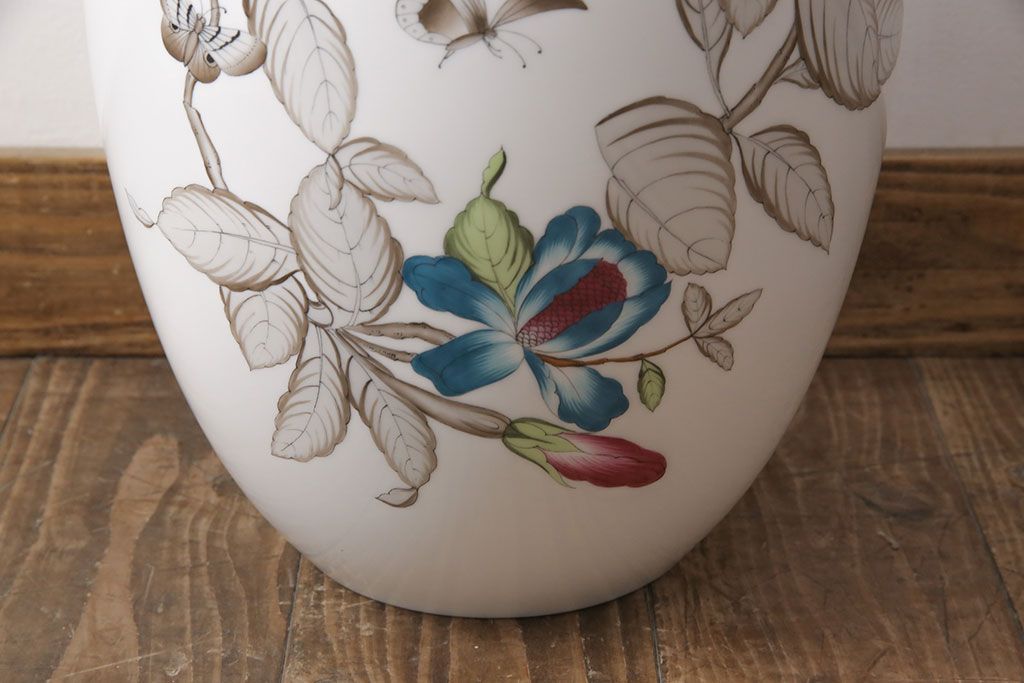 ヘレンド　ハンドペイント　花蝶文花瓶　38cm(HEREND、ハンガリー)(R-052414)