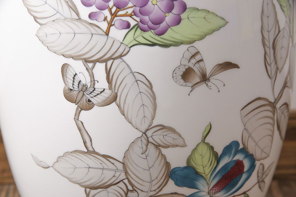 ヘレンド　ハンドペイント　花蝶文花瓶　38cm(HEREND、ハンガリー)(R-052414)