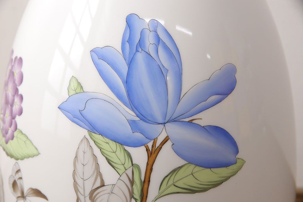 ヘレンド　ハンドペイント　花蝶文花瓶　38cm(HEREND、ハンガリー)(R-052414)
