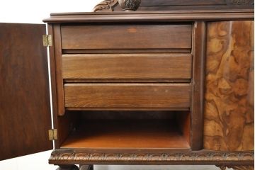 イギリスアンティーク　特大!　マホガニー材　バーズアイが特徴的なサイドボード(キャビネット、収納棚)(R-052424)