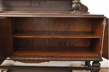 イギリスアンティーク　特大!　マホガニー材　バーズアイが特徴的なサイドボード(キャビネット、収納棚)(R-052424)