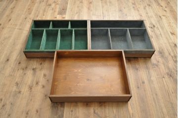 イギリスアンティーク　特大!　マホガニー材　バーズアイが特徴的なサイドボード(キャビネット、収納棚)(R-052424)