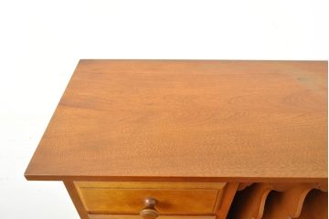 中古　横浜クラシック家具　ダニエル(daniel)　A-305　エレガントな佇まいが品の良さを高めるライティングデスク&チェアセット(定価約70万円)(ワークデスク、机、椅子)(R-052426)