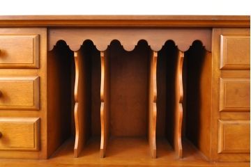 中古　横浜クラシック家具　ダニエル(daniel)　A-305　エレガントな佇まいが品の良さを高めるライティングデスク&チェアセット(定価約70万円)(ワークデスク、机、椅子)(R-052426)