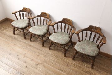 中古　超美品　秋山木工　ナラ材　上質なつくりが魅力的なダイニングチェア4脚セット(アームチェア、キャプテンチェア)(R-052429)