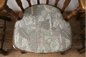 中古　超美品　秋山木工　ナラ材　上質なつくりが魅力的なダイニングチェア4脚セット(アームチェア、キャプテンチェア)(R-052429)